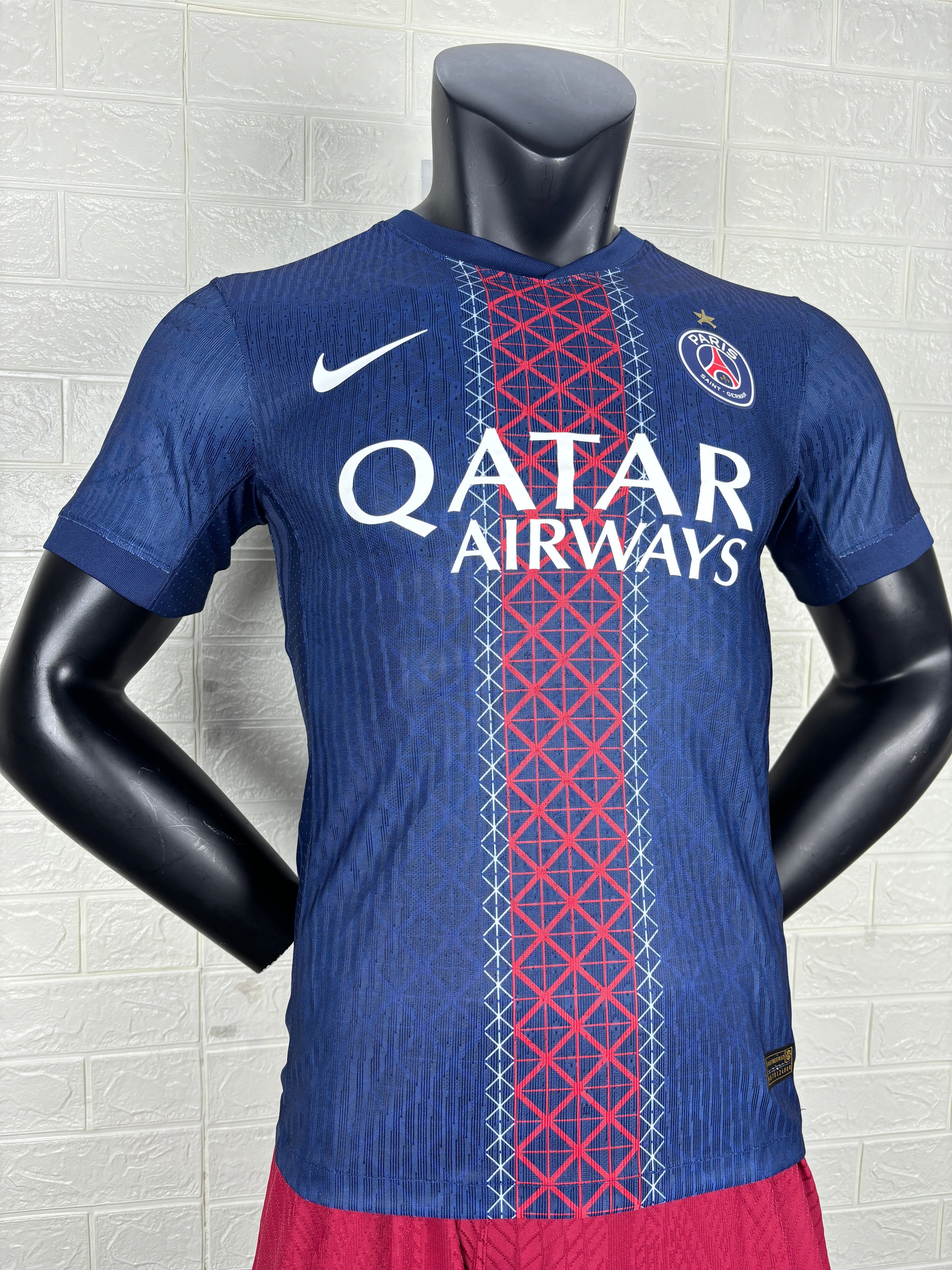 2025-26 Paris Saint-Germain Home ��������� Player Version Jersey