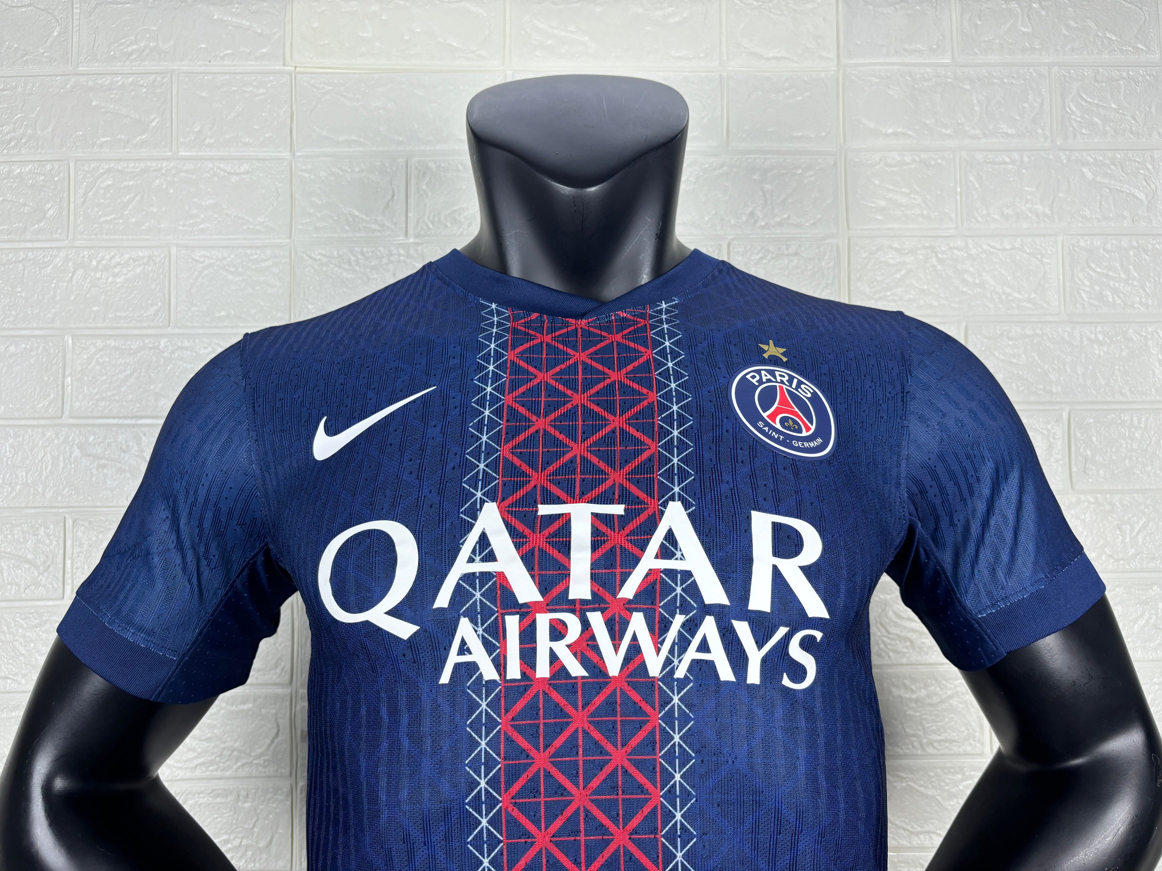 2025-26 Paris Saint-Germain Home ��������� Player Version Jersey