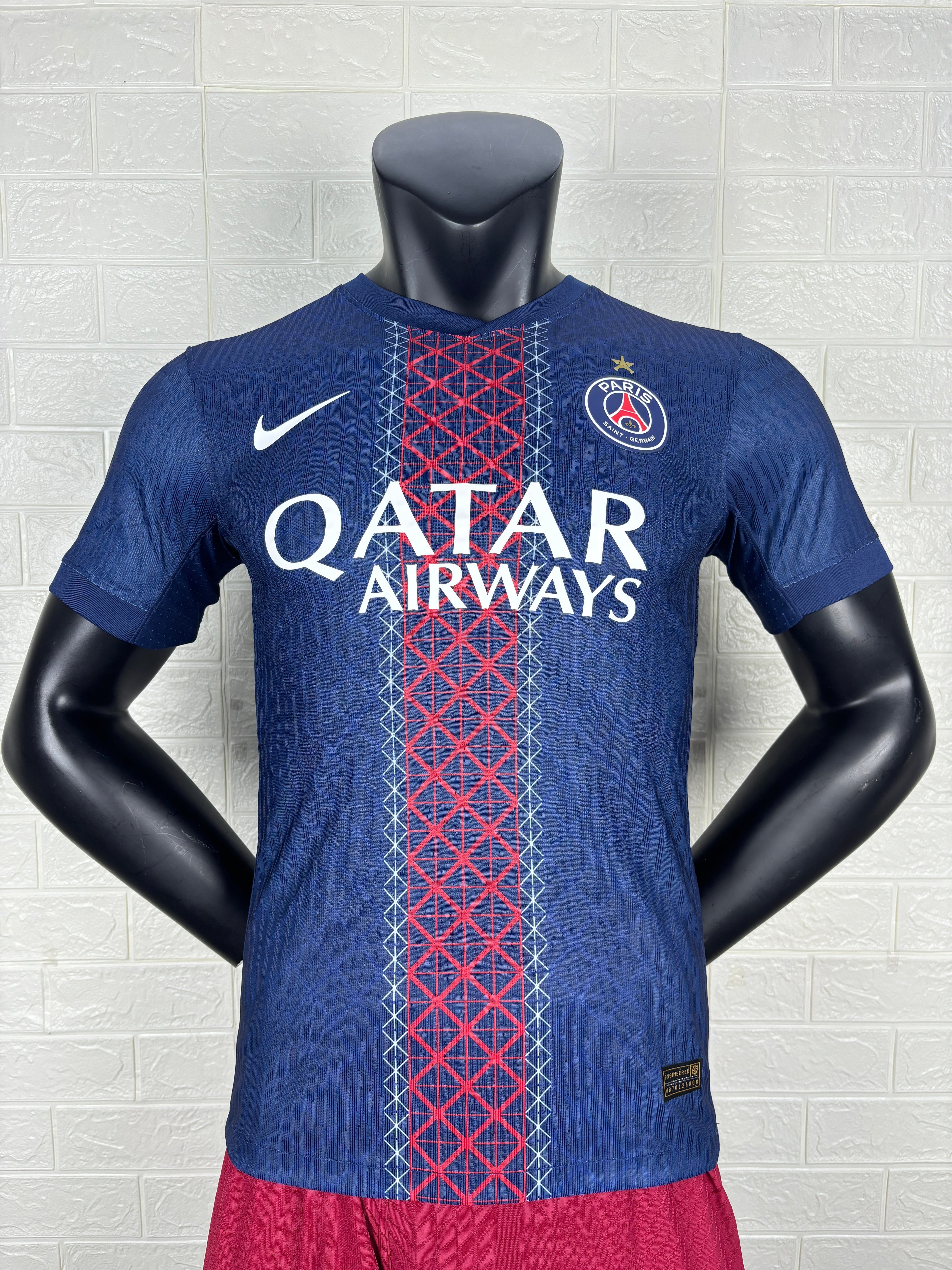 2025-26 Paris Saint-Germain Home ��������� Player Version Jersey