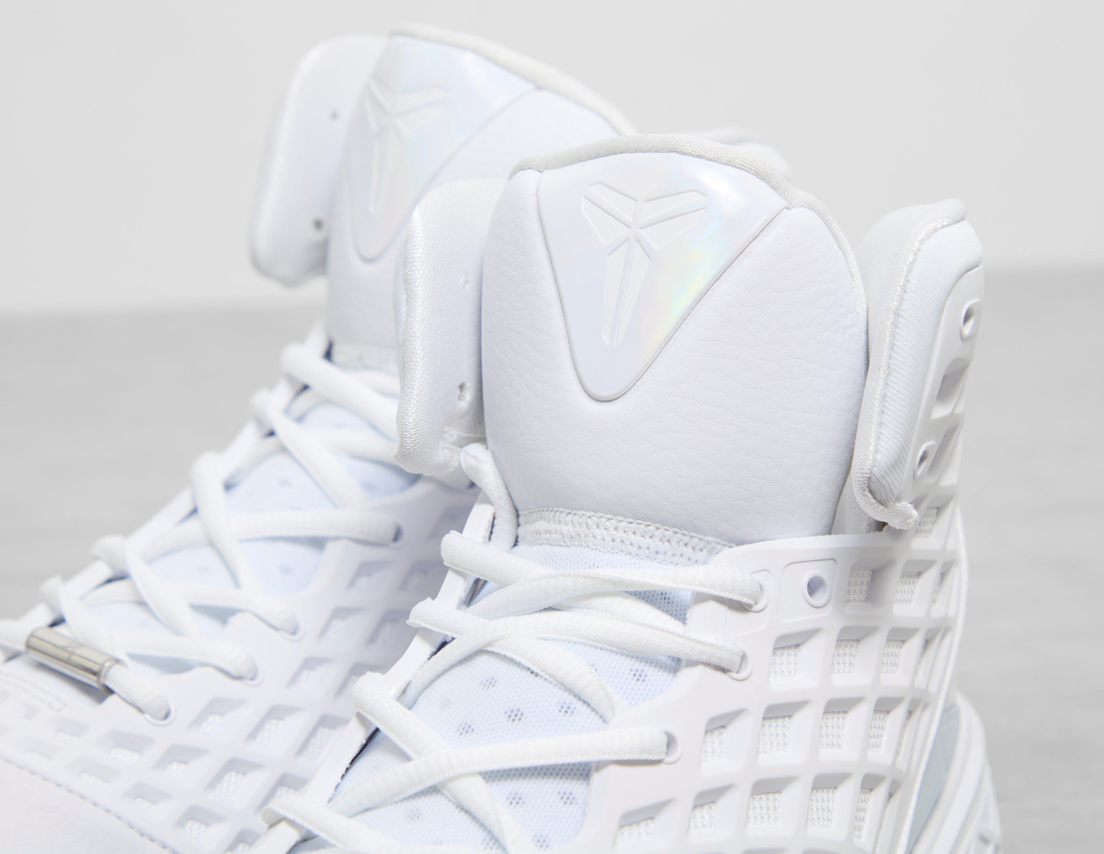 Kobe 3 Protro 'Halo'