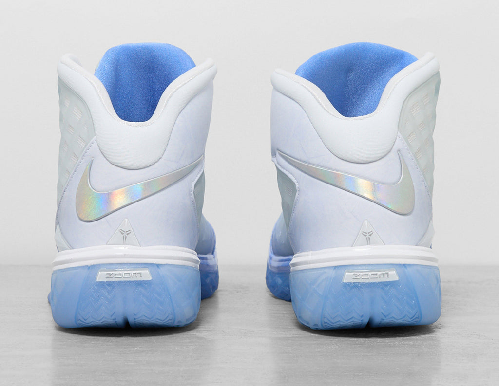 Kobe 3 Protro 'Christmas'