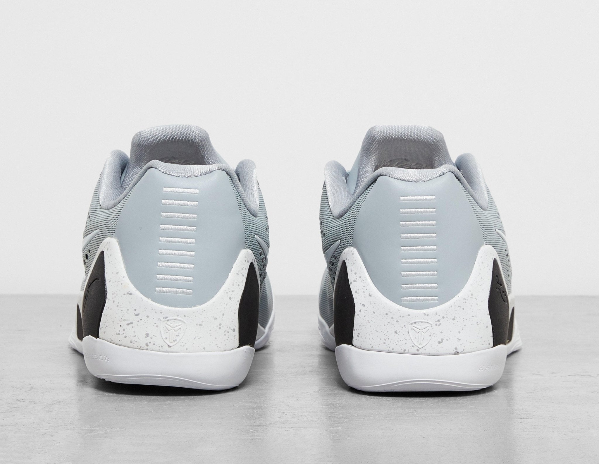 Kobe 9 EM Low Protro